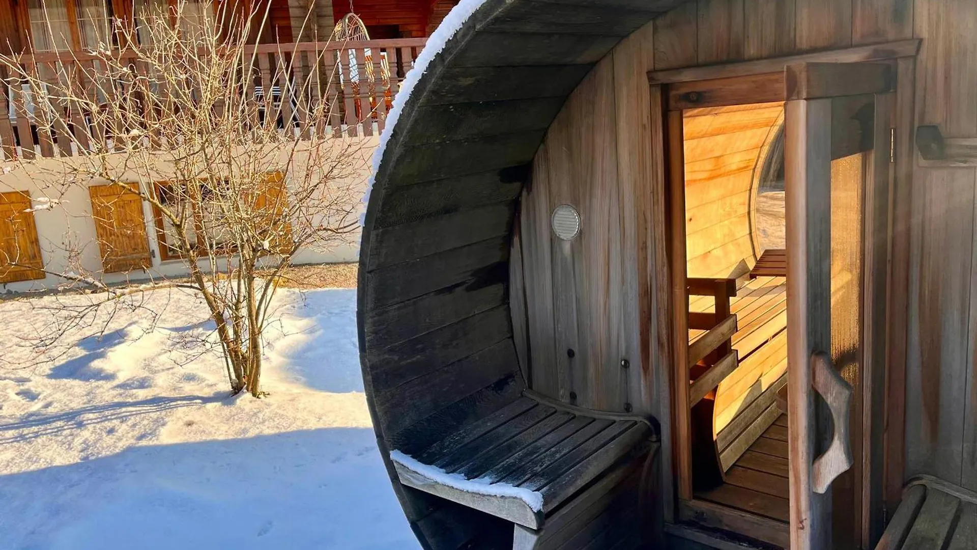 Chalet De Standing A Morzine Avec Jacuzzi, Sauna Et Espace Jeux, A Proximite Des Pistes - Fr-1-754-2